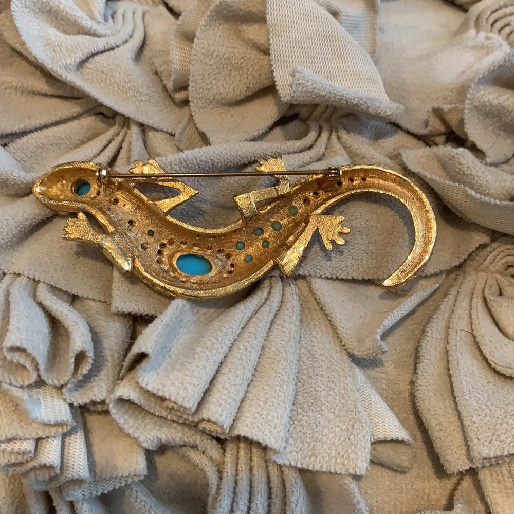 Pin - Picture 3 of 5